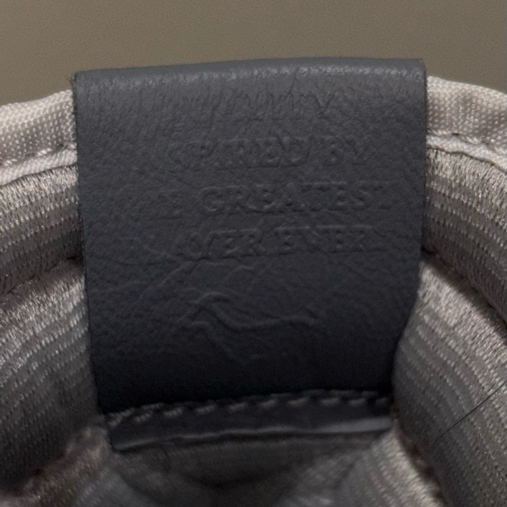 Jordan 1 High OG Stealth - men 10.5 (creases, repainted) - Picture 7 of 12